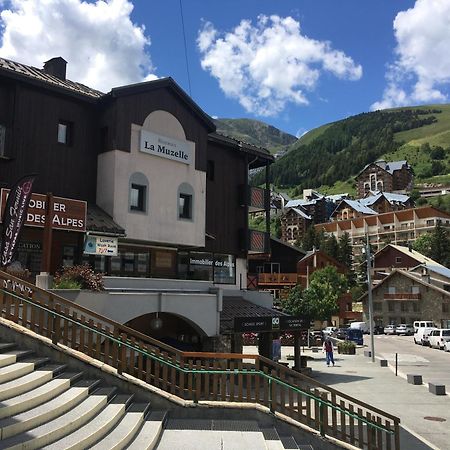 Travelski Home Classic - Residence La Muzelle เลส์เดอซาลป์ ภายนอก รูปภาพ